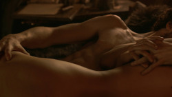 extant_GameOfThrones_3x07-TheBearAndTheMaidenFair_0411