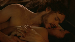extant_GameOfThrones_3x07-TheBearAndTheMaidenFair_0437