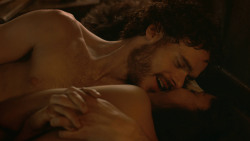 extant_GameOfThrones_3x07-TheBearAndTheMaidenFair_0441