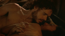extant_GameOfThrones_3x07-TheBearAndTheMaidenFair_0448
