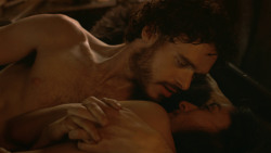 extant_GameOfThrones_3x07-TheBearAndTheMaidenFair_0450