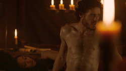 extant_GameOfThrones_3x07-TheBearAndTheMaidenFair_0461