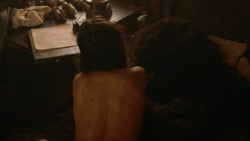 extant_GameOfThrones_3x07-TheBearAndTheMaidenFair_0523