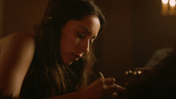 extant_GameOfThrones_3x07-TheBearAndTheMaidenFair_0547