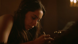 extant_GameOfThrones_3x07-TheBearAndTheMaidenFair_0551