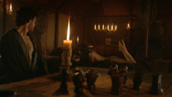 extant_GameOfThrones_3x07-TheBearAndTheMaidenFair_0559