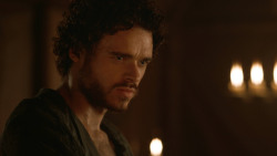 extant_GameOfThrones_3x07-TheBearAndTheMaidenFair_0576