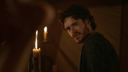extant_GameOfThrones_3x07-TheBearAndTheMaidenFair_0635