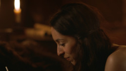 extant_GameOfThrones_3x07-TheBearAndTheMaidenFair_0673
