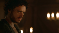 extant_GameOfThrones_3x07-TheBearAndTheMaidenFair_0681