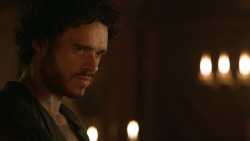 extant_GameOfThrones_3x07-TheBearAndTheMaidenFair_0683