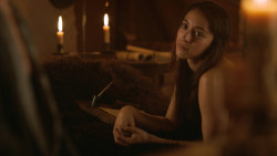 extant_GameOfThrones_3x07-TheBearAndTheMaidenFair_0704