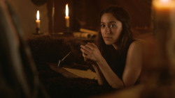 extant_GameOfThrones_3x07-TheBearAndTheMaidenFair_0705