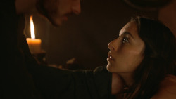 extant_GameOfThrones_3x07-TheBearAndTheMaidenFair_0729