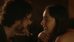 extant_GameOfThrones_3x07-TheBearAndTheMaidenFair_0759