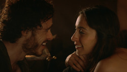 extant_GameOfThrones_3x07-TheBearAndTheMaidenFair_0760