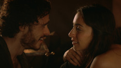 extant_GameOfThrones_3x07-TheBearAndTheMaidenFair_0762