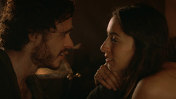 extant_GameOfThrones_3x07-TheBearAndTheMaidenFair_0765