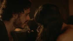 extant_GameOfThrones_3x07-TheBearAndTheMaidenFair_0766