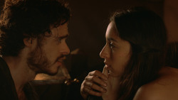 extant_GameOfThrones_3x07-TheBearAndTheMaidenFair_0780
