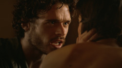 extant_GameOfThrones_3x07-TheBearAndTheMaidenFair_0796