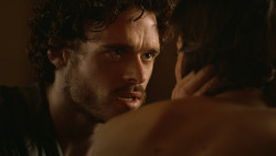 extant_GameOfThrones_3x07-TheBearAndTheMaidenFair_0798