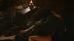 extant_GameOfThrones_3x07-TheBearAndTheMaidenFair_0810