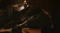 extant_GameOfThrones_3x07-TheBearAndTheMaidenFair_0811