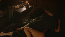 extant_GameOfThrones_3x07-TheBearAndTheMaidenFair_0812