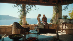 extant_GameOfThrones_3x07-TheBearAndTheMaidenFair_1045
