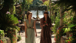 extant_GameOfThrones_3x07-TheBearAndTheMaidenFair_1170