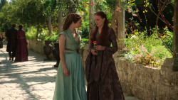 extant_GameOfThrones_3x07-TheBearAndTheMaidenFair_1235