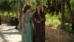 extant_GameOfThrones_3x07-TheBearAndTheMaidenFair_1238