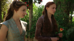extant_GameOfThrones_3x07-TheBearAndTheMaidenFair_1244