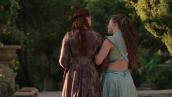 extant_GameOfThrones_3x07-TheBearAndTheMaidenFair_1361