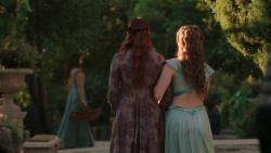 extant_GameOfThrones_3x07-TheBearAndTheMaidenFair_1364