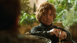 extant_GameOfThrones_3x07-TheBearAndTheMaidenFair_1382