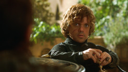 extant_GameOfThrones_3x07-TheBearAndTheMaidenFair_1386