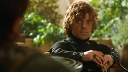 extant_GameOfThrones_3x07-TheBearAndTheMaidenFair_1421