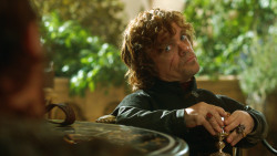 extant_GameOfThrones_3x07-TheBearAndTheMaidenFair_1434