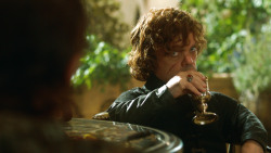 extant_GameOfThrones_3x07-TheBearAndTheMaidenFair_1441