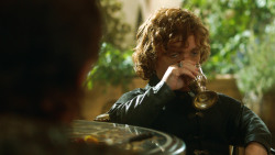 extant_GameOfThrones_3x07-TheBearAndTheMaidenFair_1442