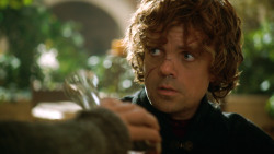 extant_GameOfThrones_3x07-TheBearAndTheMaidenFair_1465