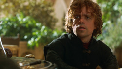 extant_GameOfThrones_3x07-TheBearAndTheMaidenFair_1492