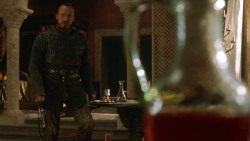 extant_GameOfThrones_3x07-TheBearAndTheMaidenFair_1513