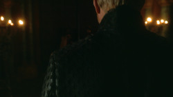 extant_GameOfThrones_3x07-TheBearAndTheMaidenFair_1521