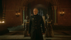 extant_GameOfThrones_3x07-TheBearAndTheMaidenFair_1551