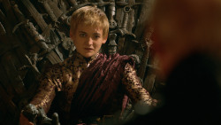 extant_GameOfThrones_3x07-TheBearAndTheMaidenFair_1637