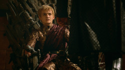extant_GameOfThrones_3x07-TheBearAndTheMaidenFair_1693