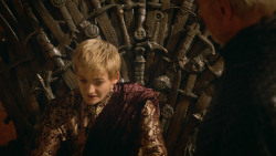 extant_GameOfThrones_3x07-TheBearAndTheMaidenFair_1780